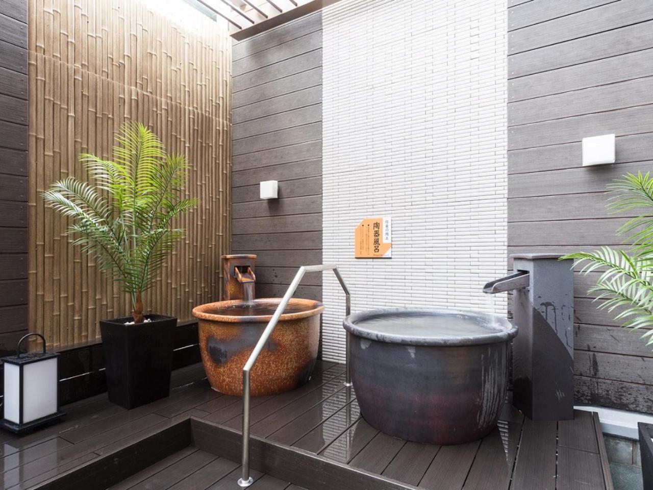 Apa Hotel & Resort Nishishinjuku-Gochome-Eki Tower Tokio Exterior foto
